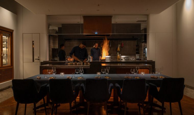 The Flats. Restaurant / Bar