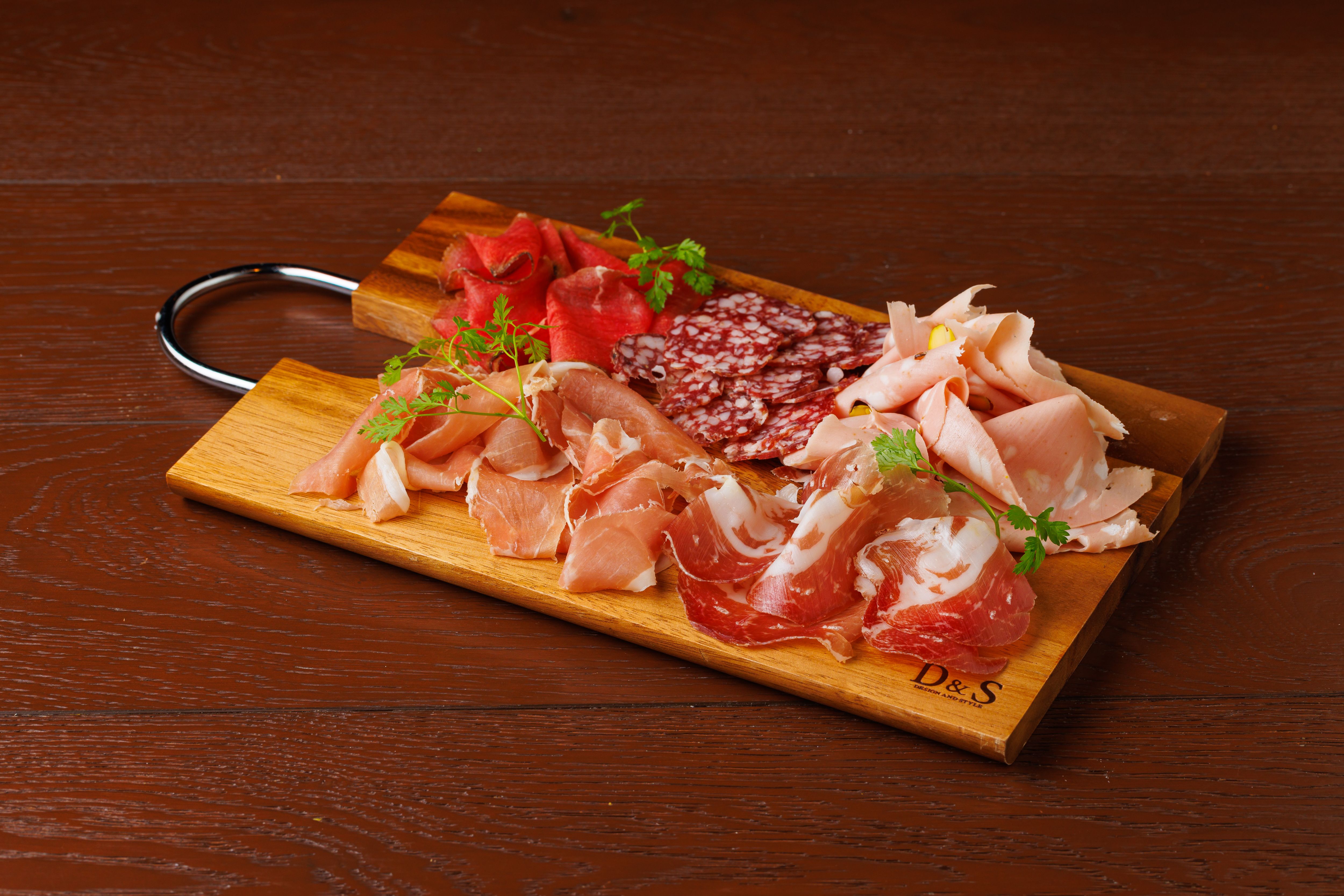 FELLOWS Bistro & Bar