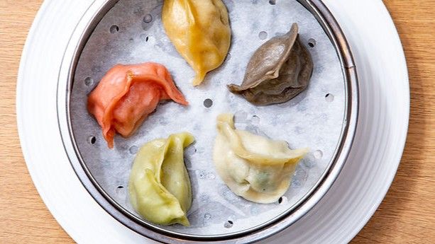 餃子百珍一味玲玲　新宿店