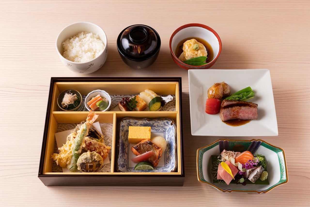 【昼】旬花御膳　4,400円　※平日限定