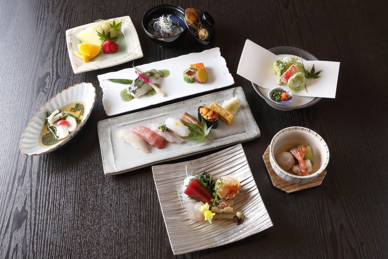 寿司会席　かえで	