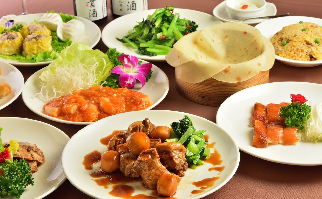 【菜品只需4000日元】除了引以為傲的“天津烤鴨”，還有糖醋炸雞、上海炒麵等經典中華料理<共7種菜品>【牡丹】