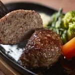 黒格ハンバーグ定食150g