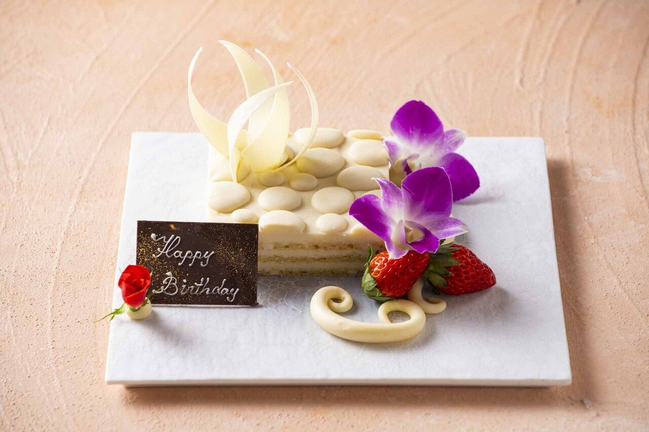 White coffee cake 10cm