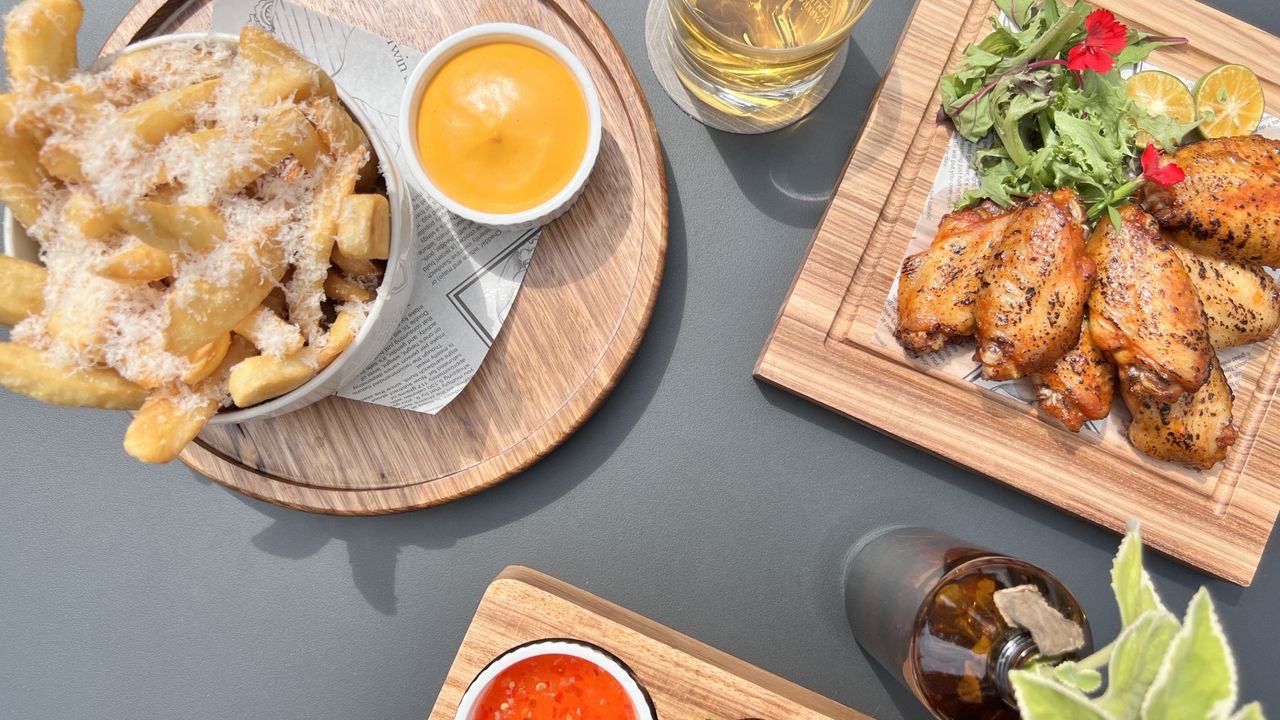 Ala-Carte Dining