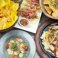 [Most popular! Chef's recommended course including the teppan main dish fajita!] 4,800 yen for 3 people and up