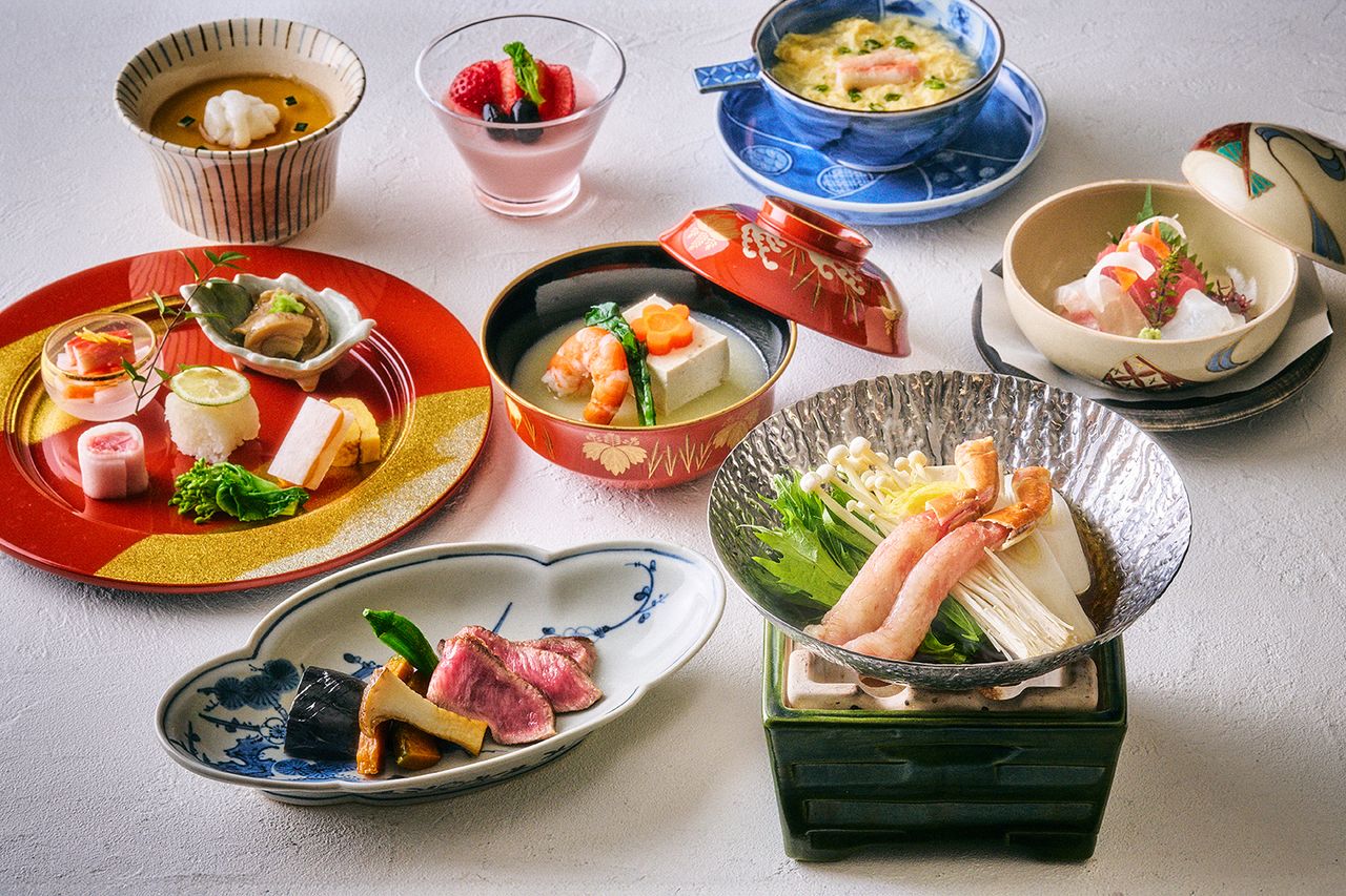 [Lunch] Seasonal Kaiseki Course ~Celebratory Kaiseki Course with Crab and Wagyu Beef~ (Saturdays, Sundays, and public holidays from January 10th to February 1st, 2026)