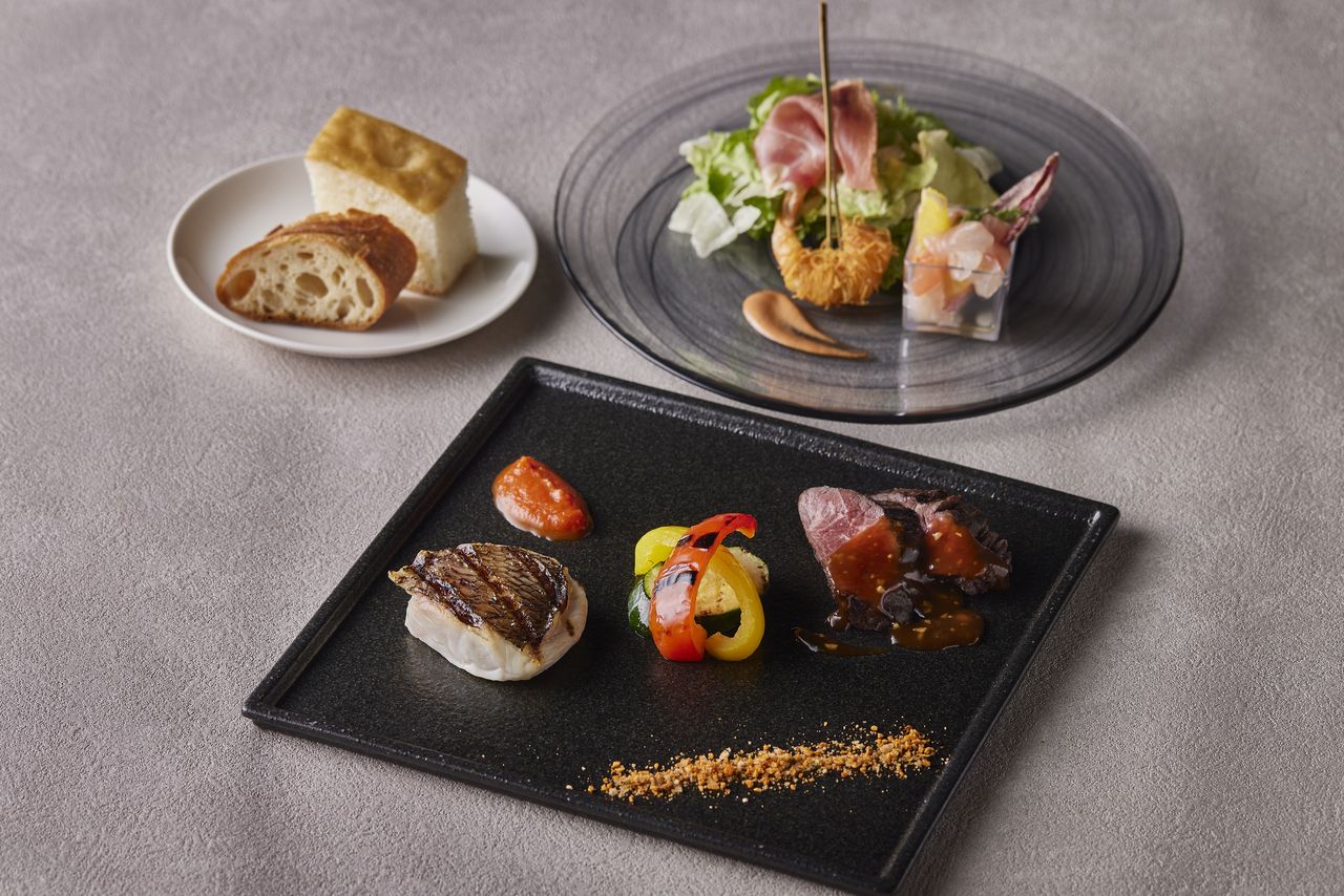 [14:00 seat] Weekend grill lunch with a glass of sparkling wine, 2 types of main dishes to choose from fish or meat + dessert & coffee plan