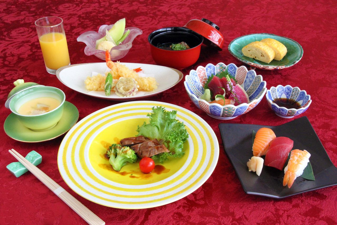 お子様遊膳　3,300円