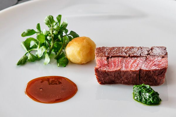 【個室/半個室☆お宮参り・初宮参りの祝い膳に】 メインは厳選牛肉のグリルなど全4品コース