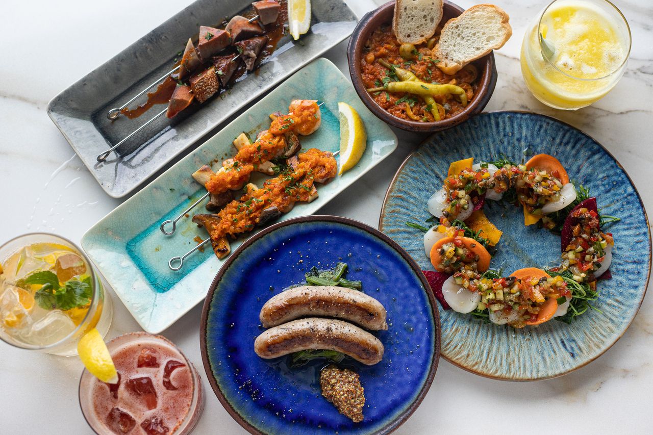 2-14 people　Standard course of 9 dishes including popular Spanish classics