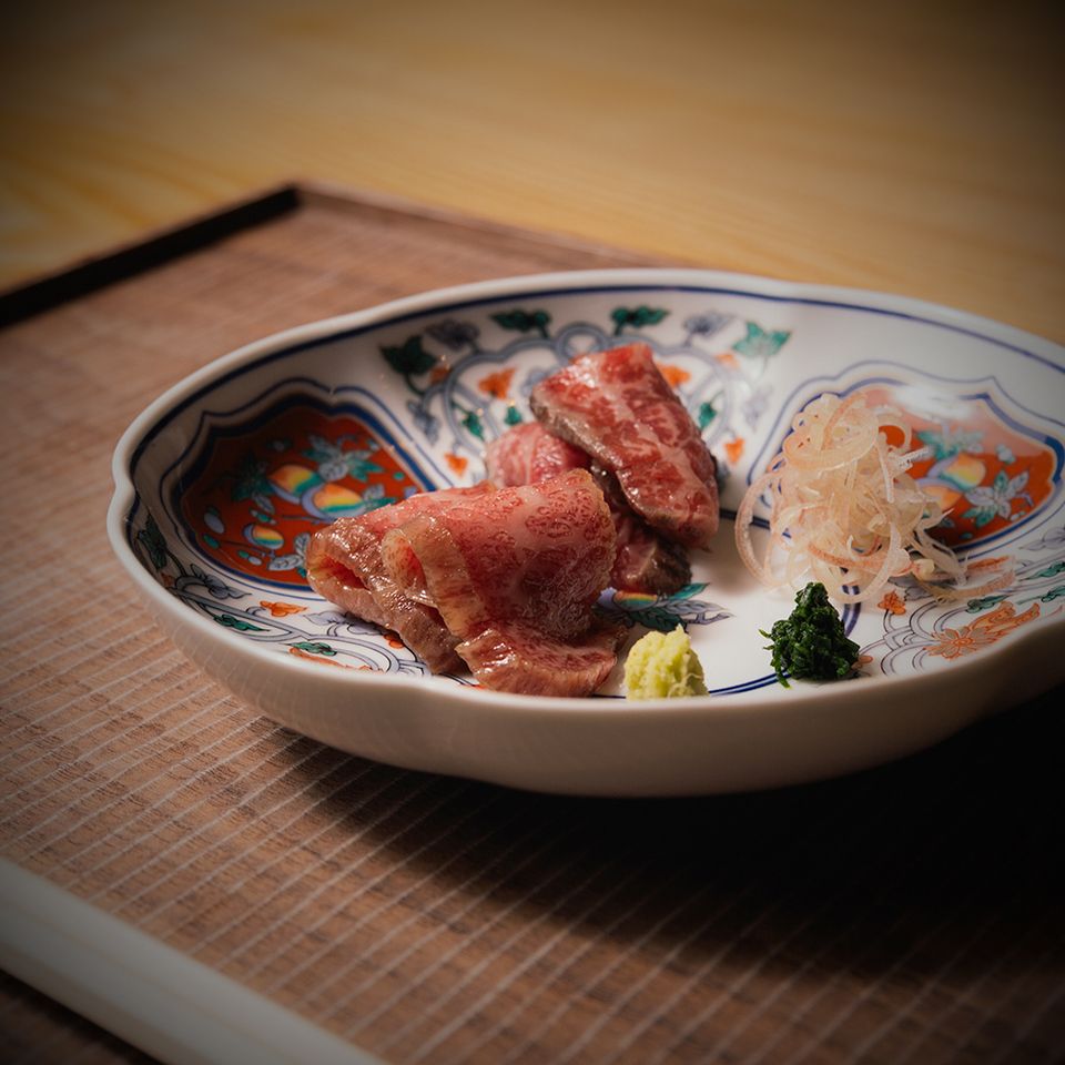 [Salle privée] Petit plat de bœuf japonais soigneusement sélectionné et fruits de mer de saison, environ 8 plats au total