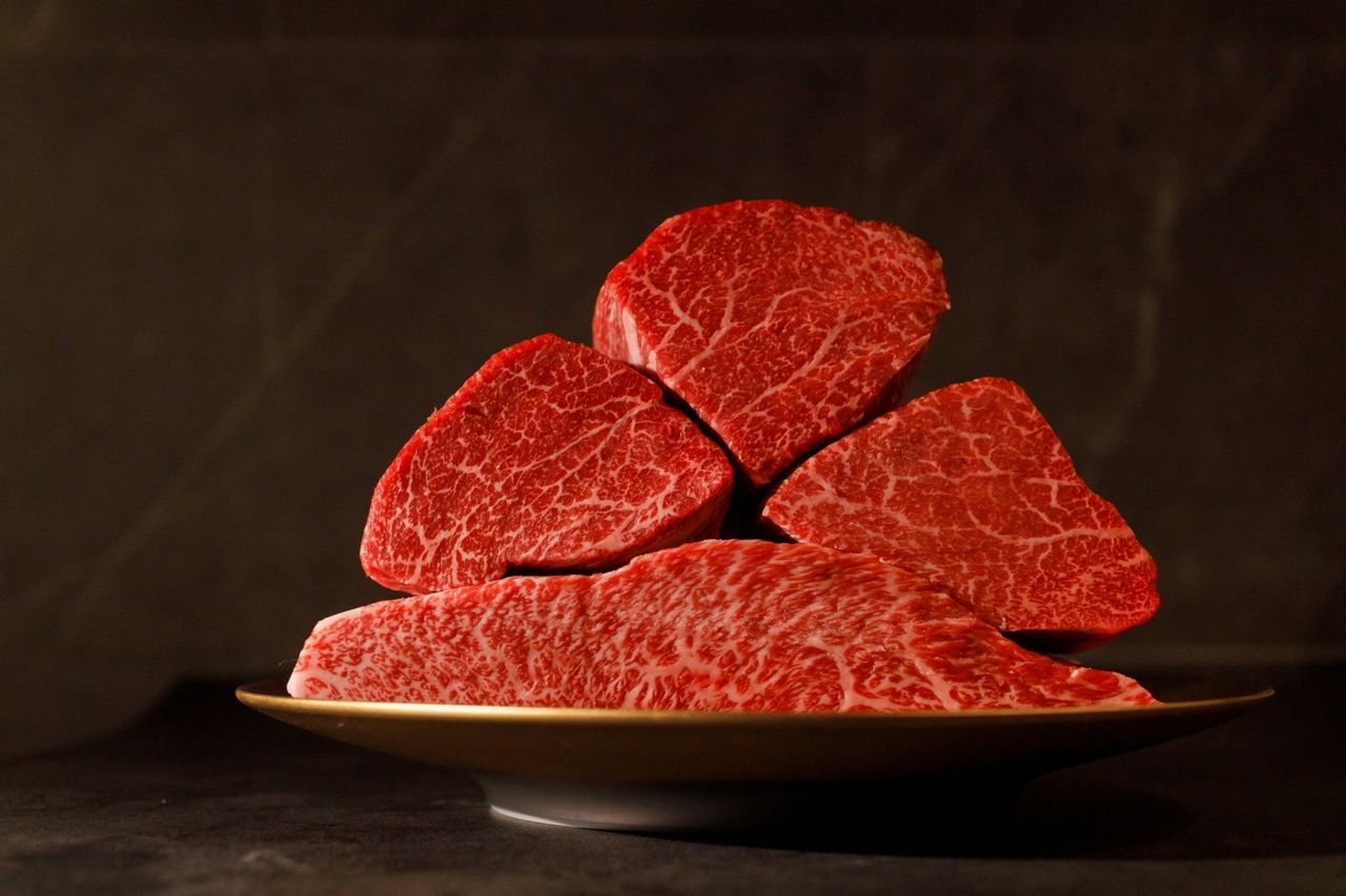 Special course that you can enjoy Hokkaido Wagyu beef (Upgrade meal)