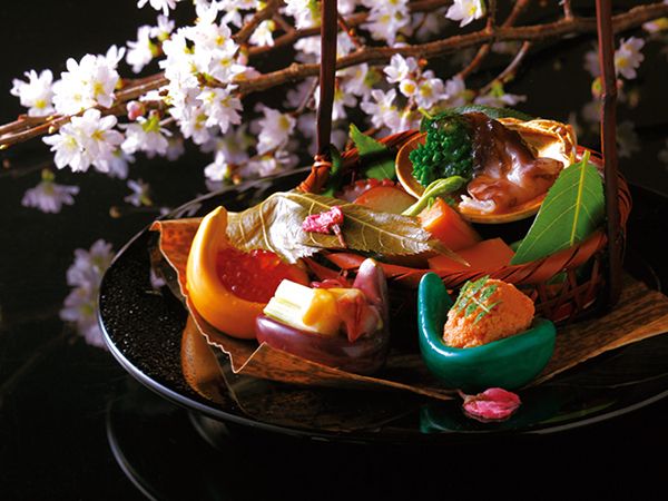 [Lunch] Shiki Kaiseki (March/April)