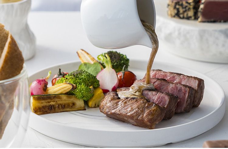 【Weekday】Quick Lunch at CLOUDS