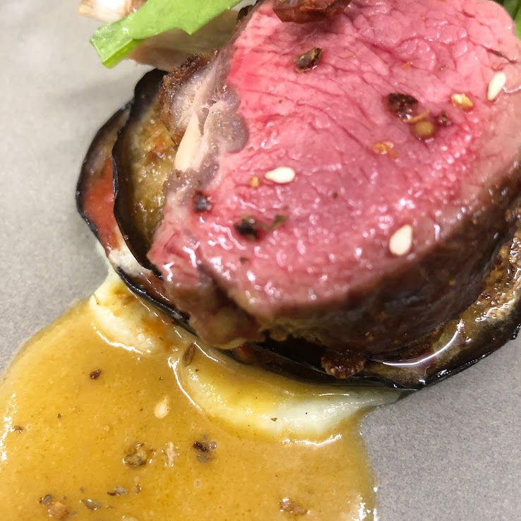 【トラディショナルコース】 アミューズ＋前菜＋魚料理＋肉料理＋デザート＋小菓子
