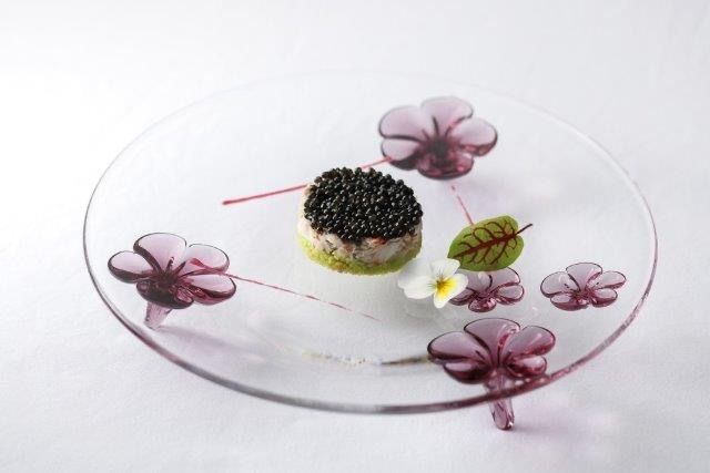 特別な日の豪華なディナーコース　メッセージプレート付