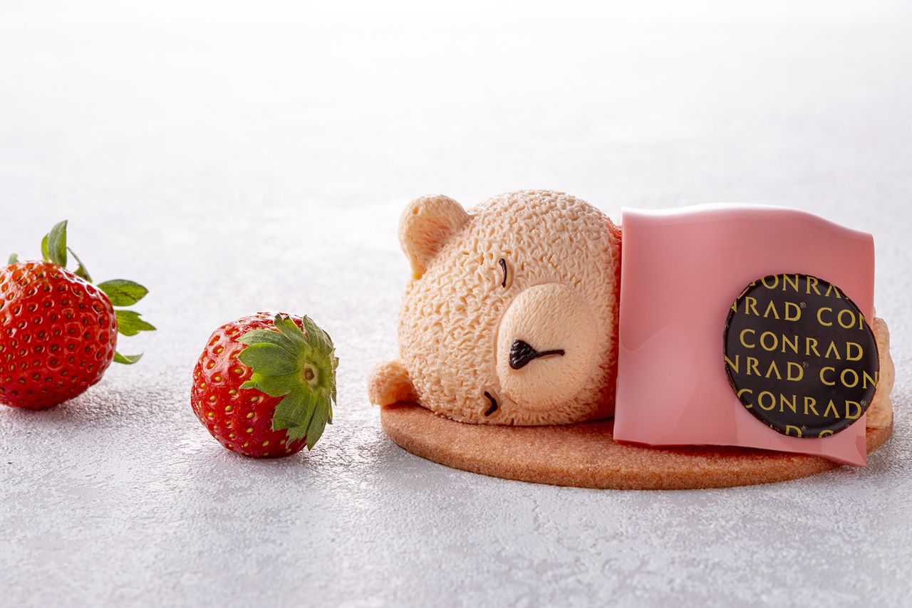 【Weekday Dessert Set】 Tiramisu Bear with AMAOU Strawberry sauce