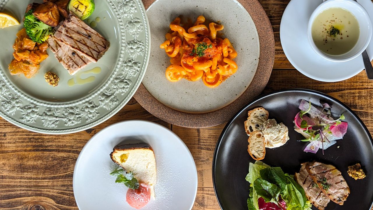  5 dishes in total / Fra's leisurely and luxurious lunch course using seasonal ingredients.