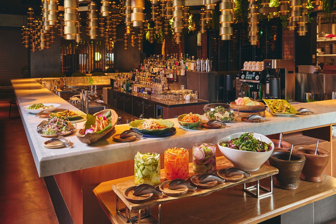 新【LUNCH Buffet】<窓際平日>メインはお席までご提供！サラダ＆前菜の贅沢ビュッフェ3350