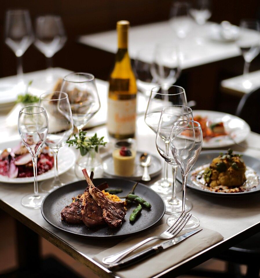 【Dinner Prefix Corse】前菜3皿、メイン or パスタ、デザートの5皿構成の選べるコース