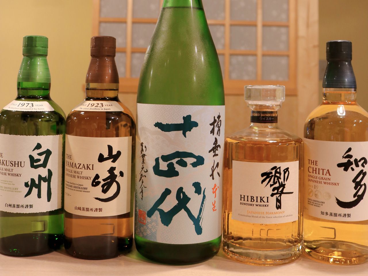 The ultimate tempura course includes free pairings with 55 types of premium sake, including Hibiki and Yamazaki.