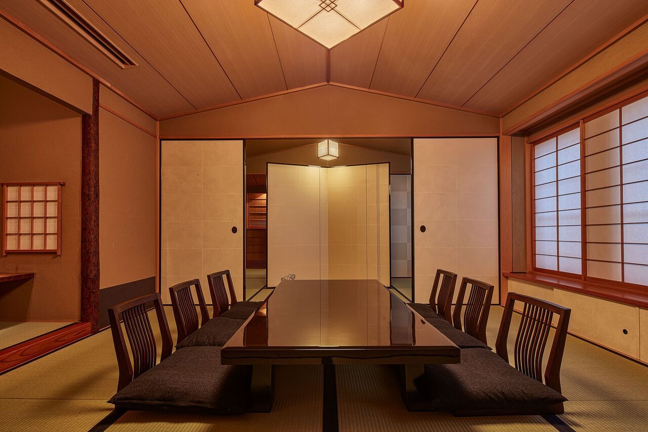 Reservierungsplan für ein privates Tatami-Zimmer am Abend: "Yaen"