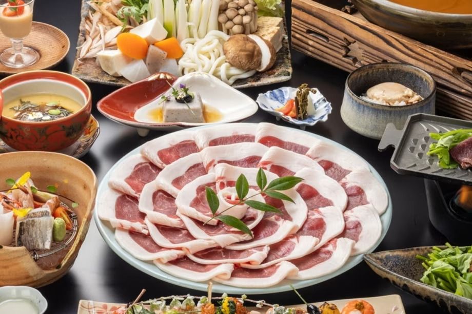 【包廂套餐】野豬火鍋套餐（上等裡肌肉）