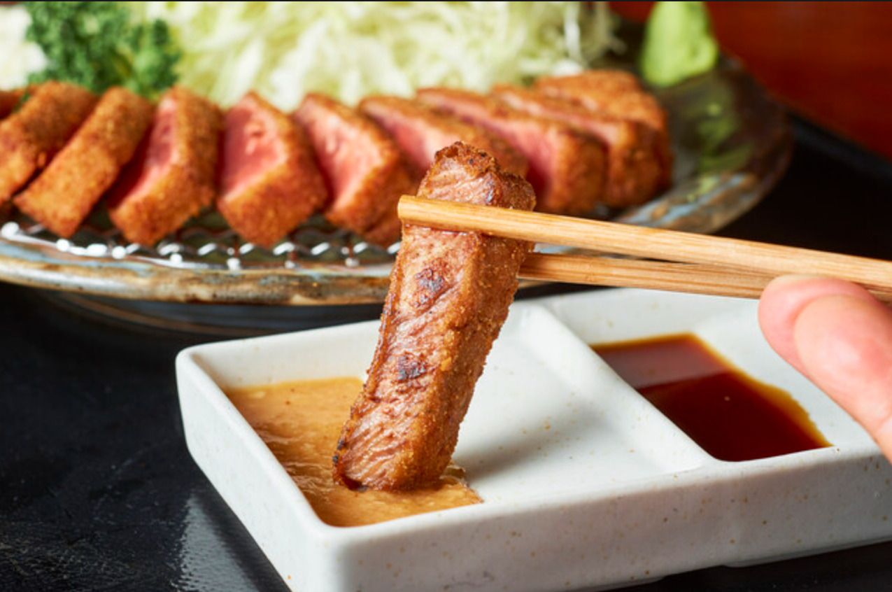 牛かつ定食 小鉢3種 195g