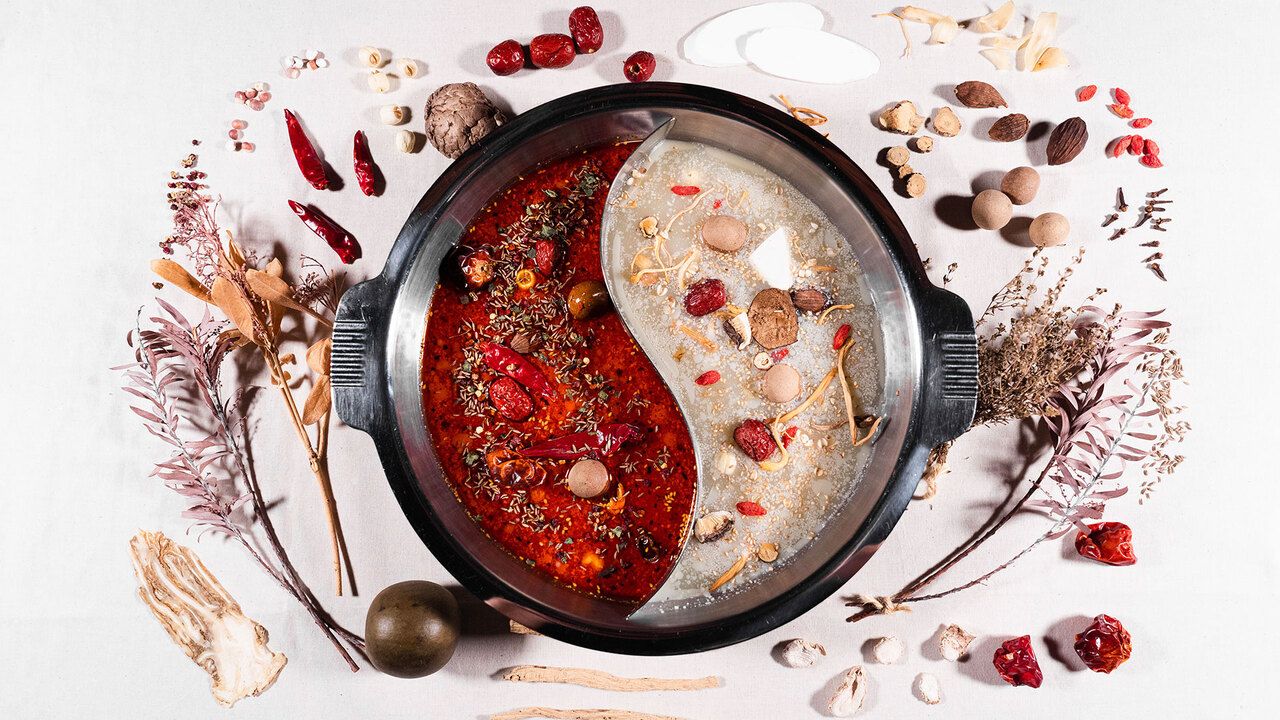 Medicinal Herbal Hot Pot Course — For 2 or more guests