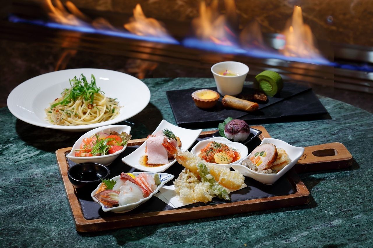 【バーでお食事】－Dining at the bar－