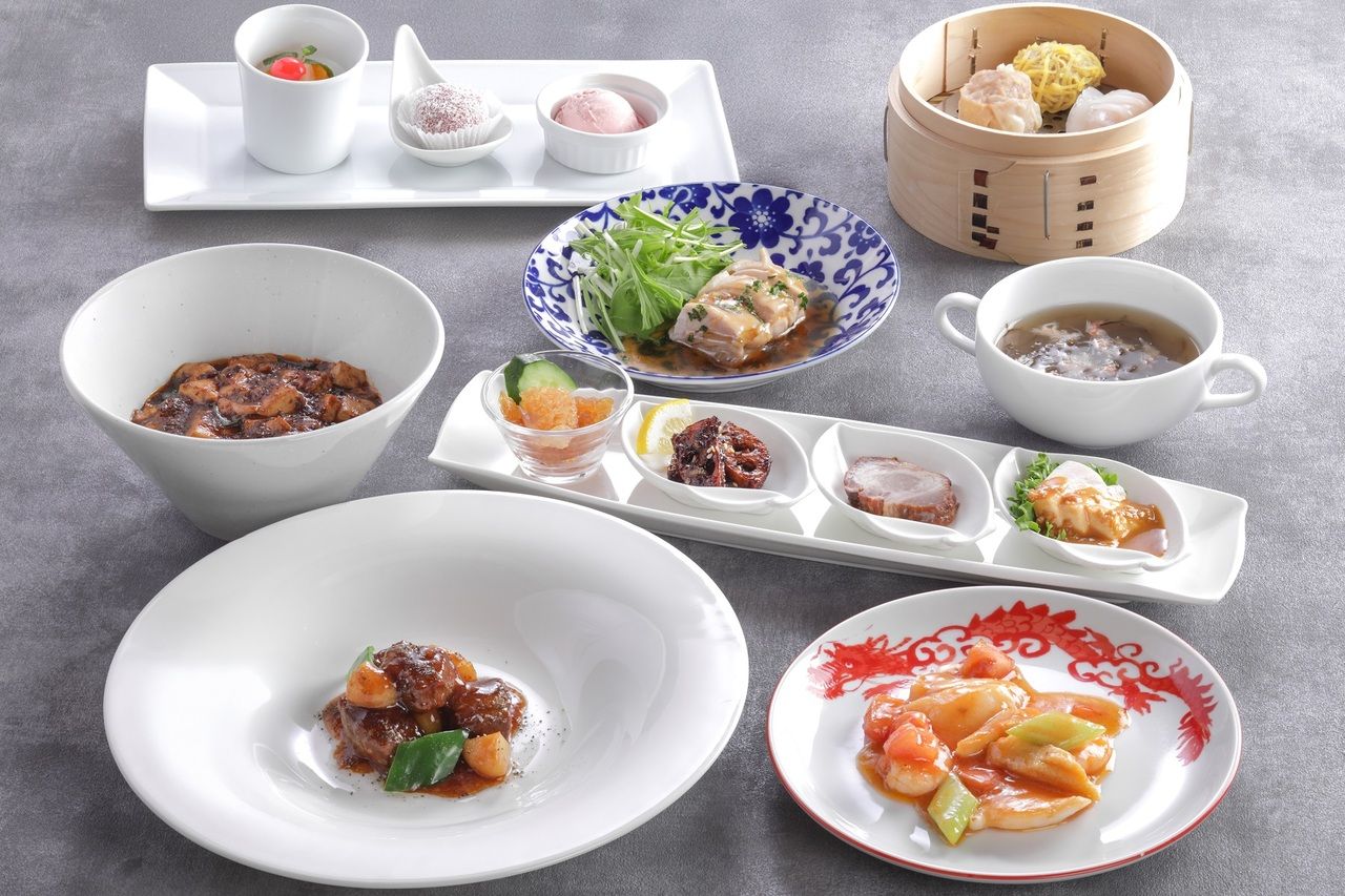 ＜豊楽／ランチ＞牛肉炒めや麻婆豆腐、デザート3種＋コーヒーなど全9品＋ノンアルコール中国茶カクテル飲み放題