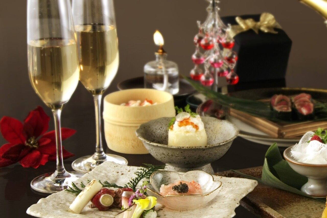 〈テーブル席〉クリスマス限定ランチ