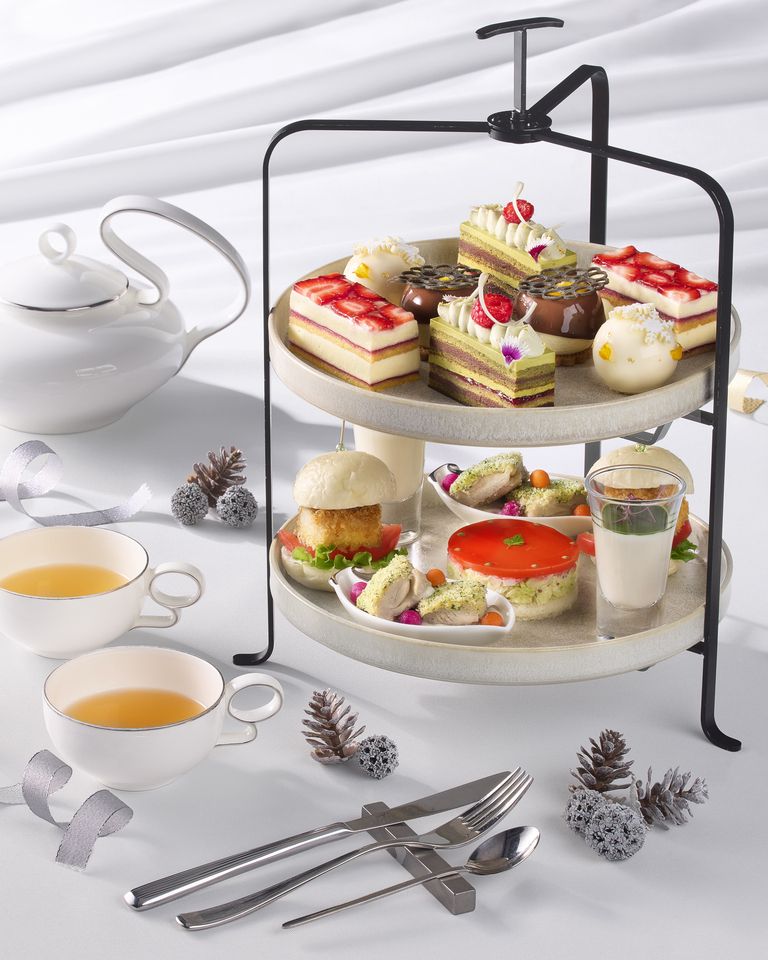 冬の食材やフルーツをふんだんに使用したアフタヌーンティ