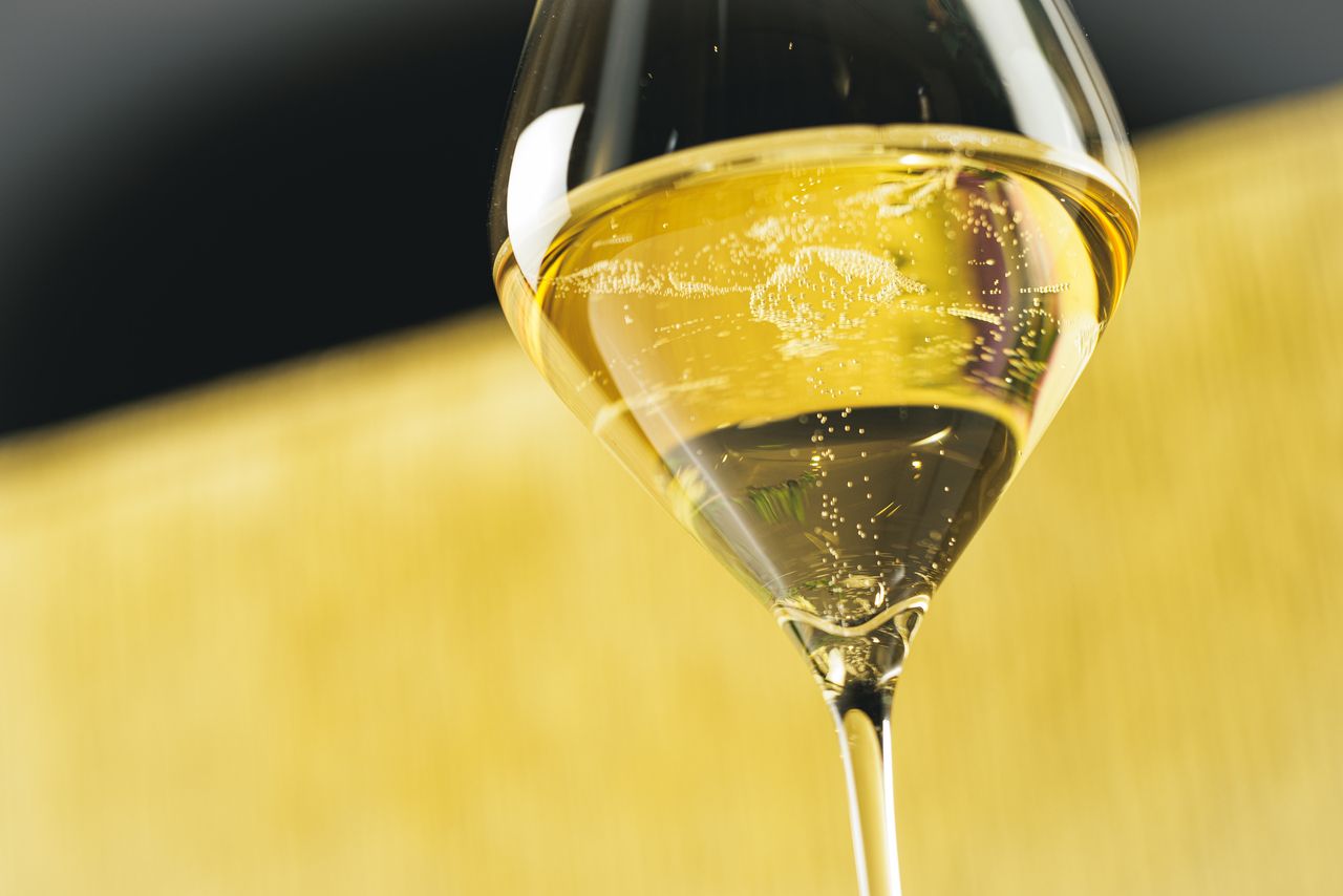 【Neige 】冬の煌めきを閉じ込めたクリスマスの饗宴-乾杯のグラスとともに-