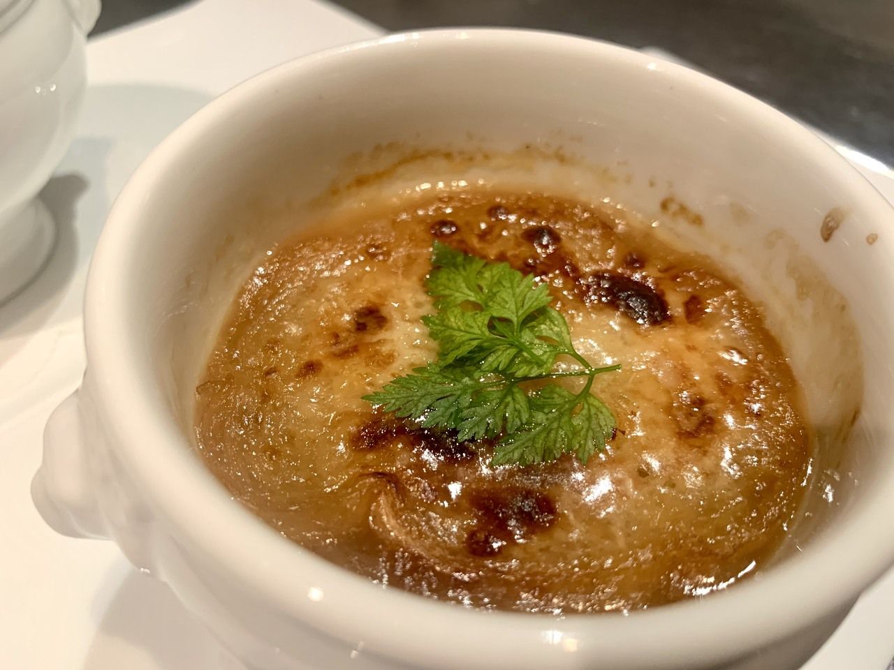 季節の野菜スープとおまかせ前菜、お好みのメインディッシュを選べる期間限定ランチコース