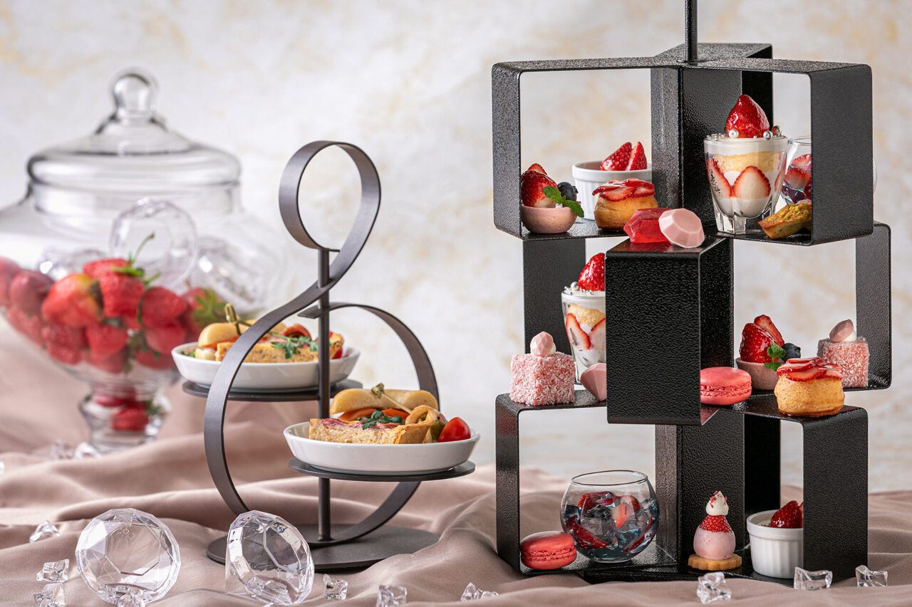 【土日祝】Strawberry Afternoon tea～Jewelberry Collection～