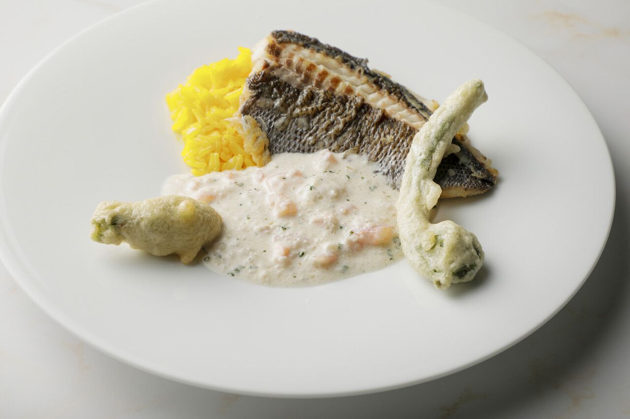 「2026 ランチ 4品コース：ツール・ド・フランス」選べる前菜＆メイン・デザート 