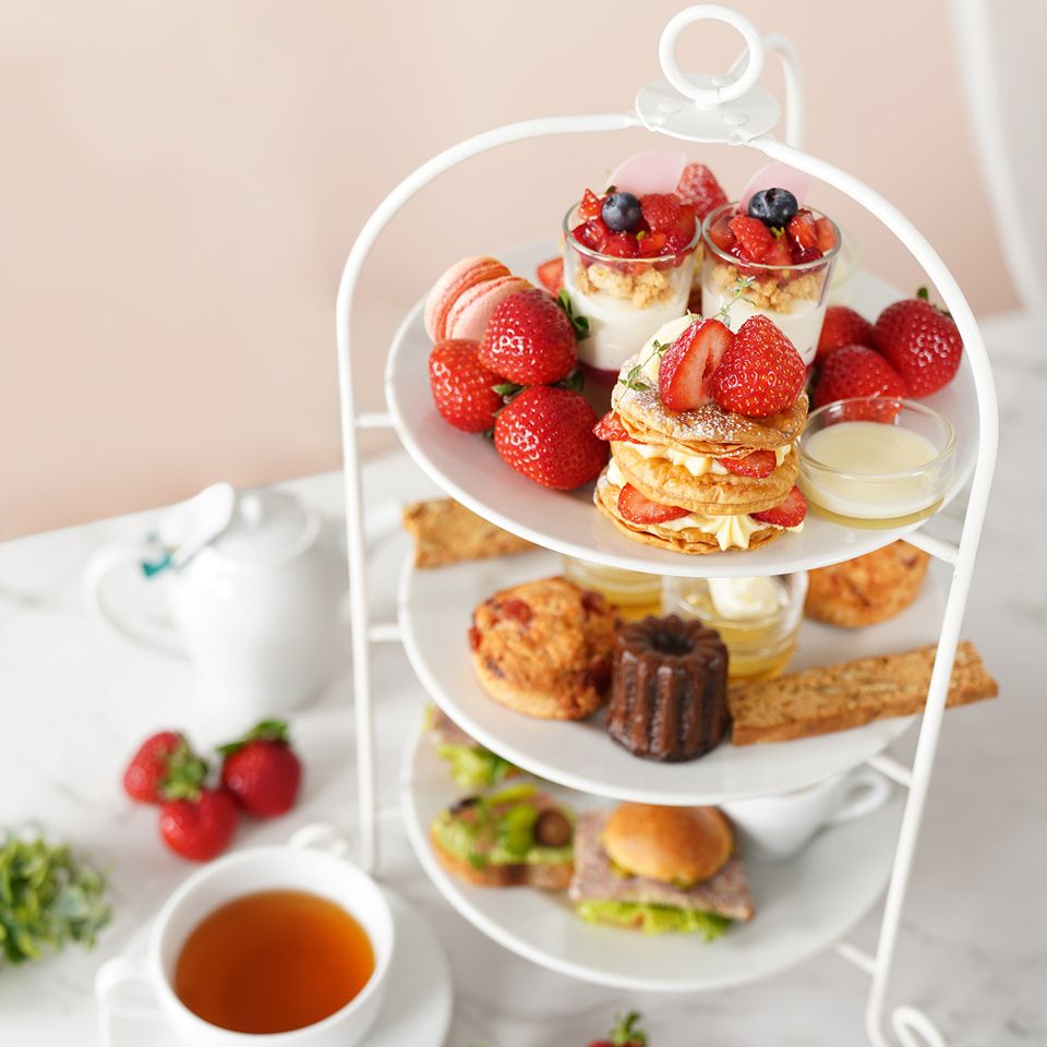 【Amaou草莓下午茶】自制司康饼和朗内费尔特茶