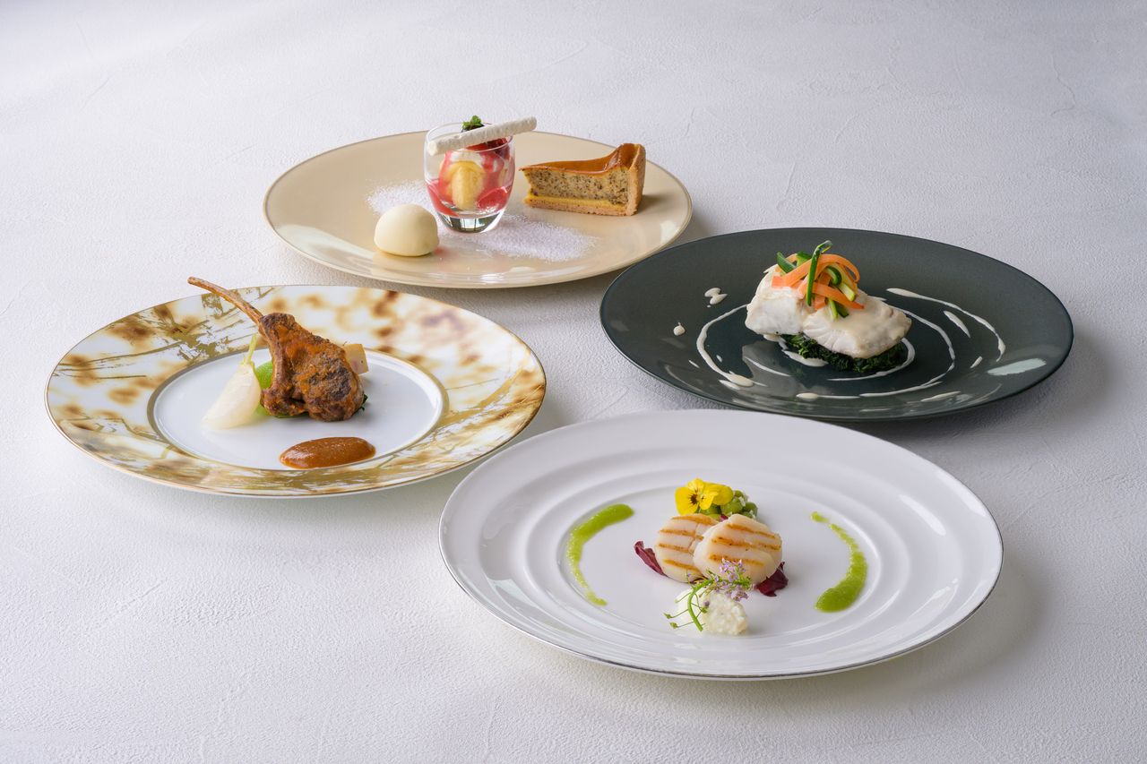 [Anniversary Lunch Plan] Monthly lunch + Lobster bisque + one drink + celebration bouquet + celebration dessert. Click here for April 2026 and after.