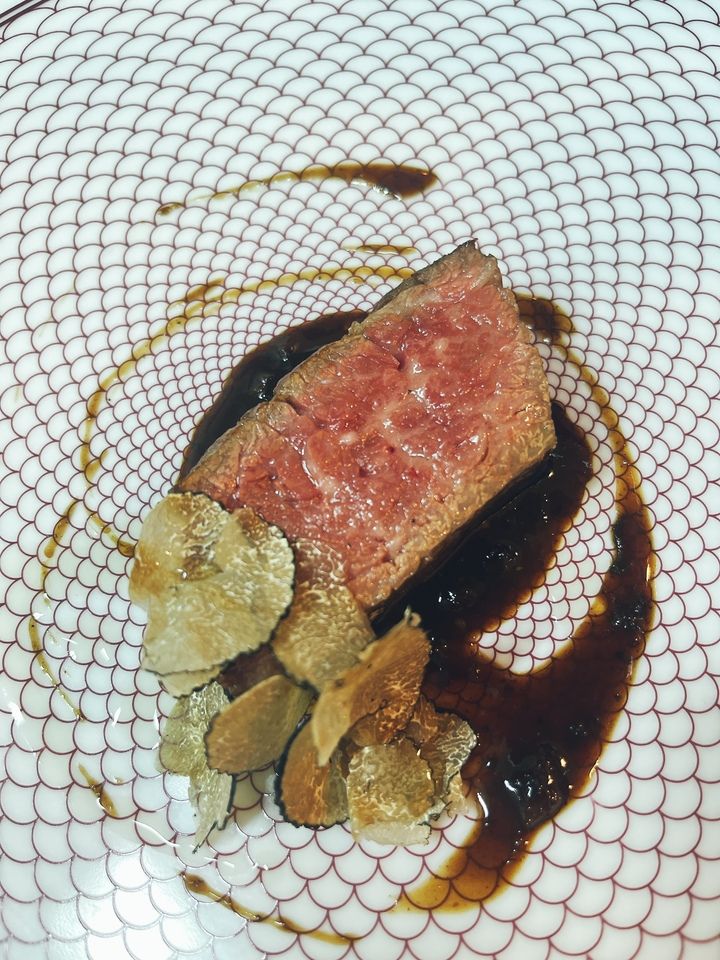 Wagyu Beef Aitchbone Steak Chef's Choice Full Course 5,500 yen