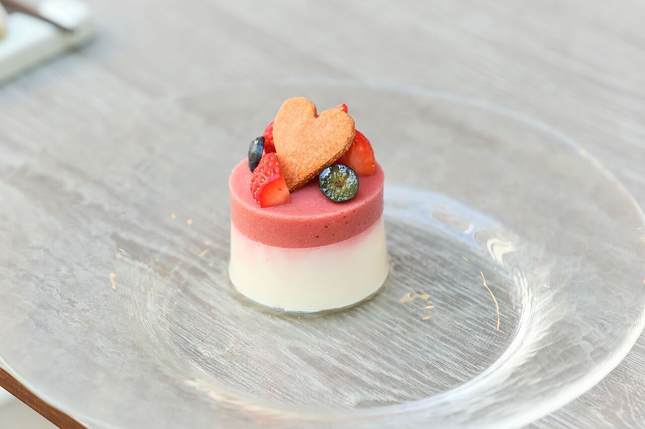 わんちゃんケーキ　ピクニックアフタヌーンティー