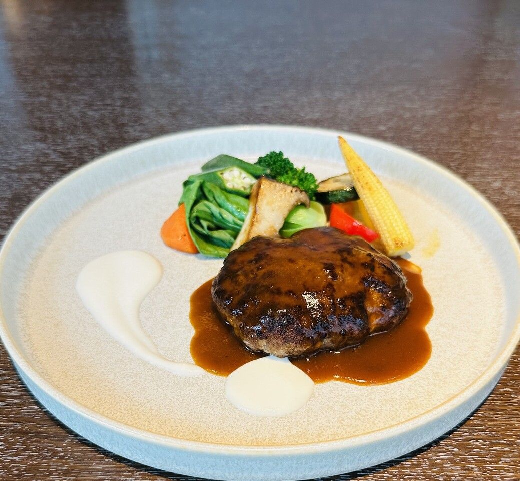 【2月限定】ハンバーグステーキ ～ポルチーニソース～