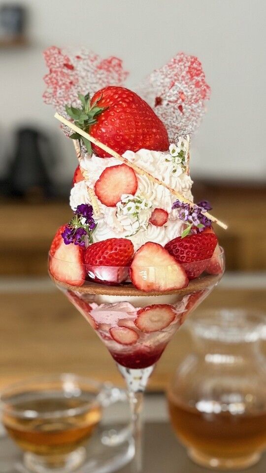 Spring Limited Edition Strawberry Parfait [Thursday and Friday]