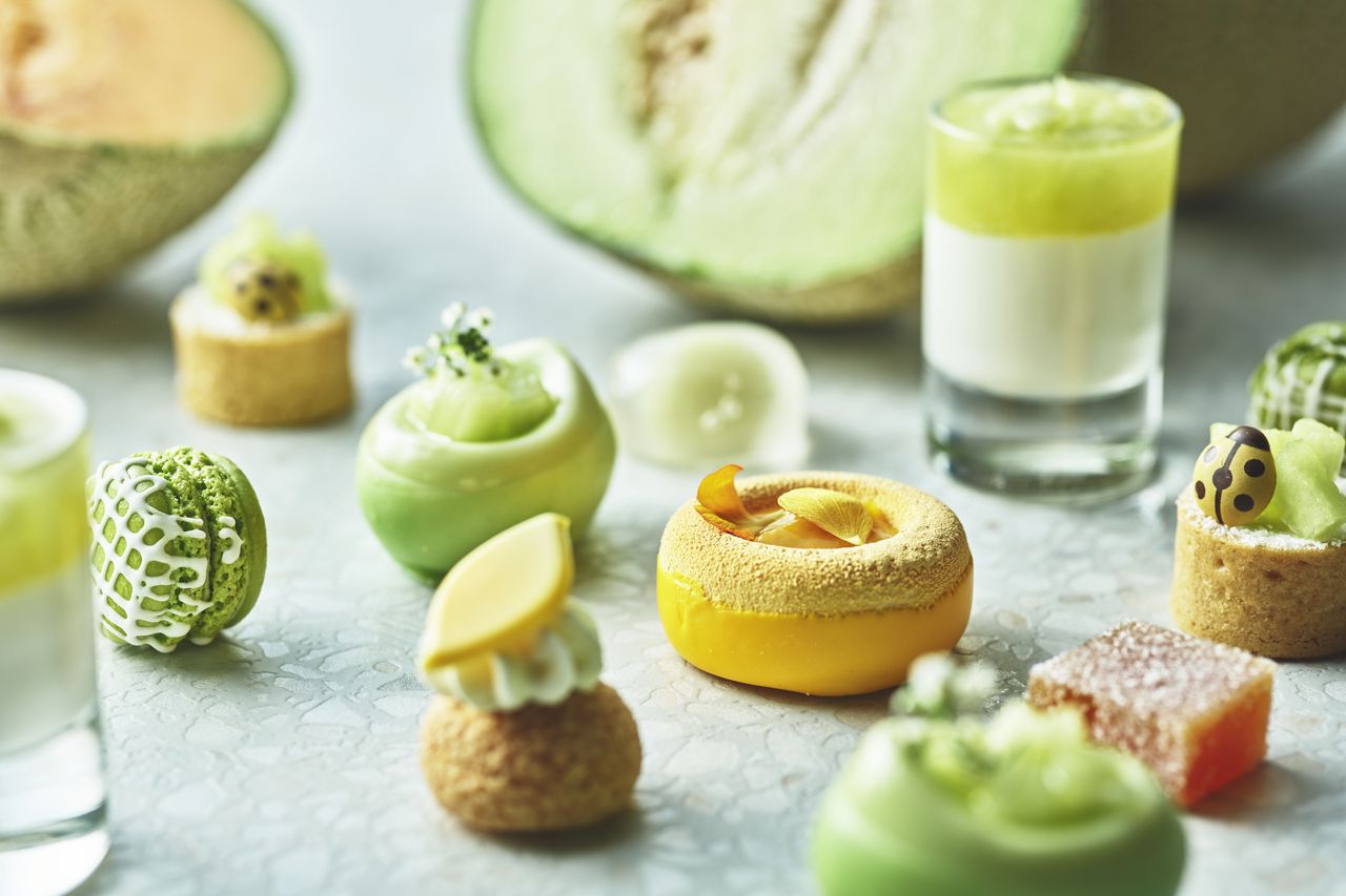 【7:00 PM】Hokkaido Melon & Milk Afternoon Tea + Free-Flow Tea
