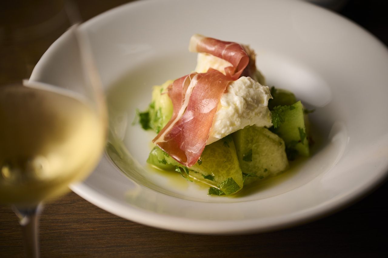 [Dinner] Shared course with a choice of appetizer and main course!