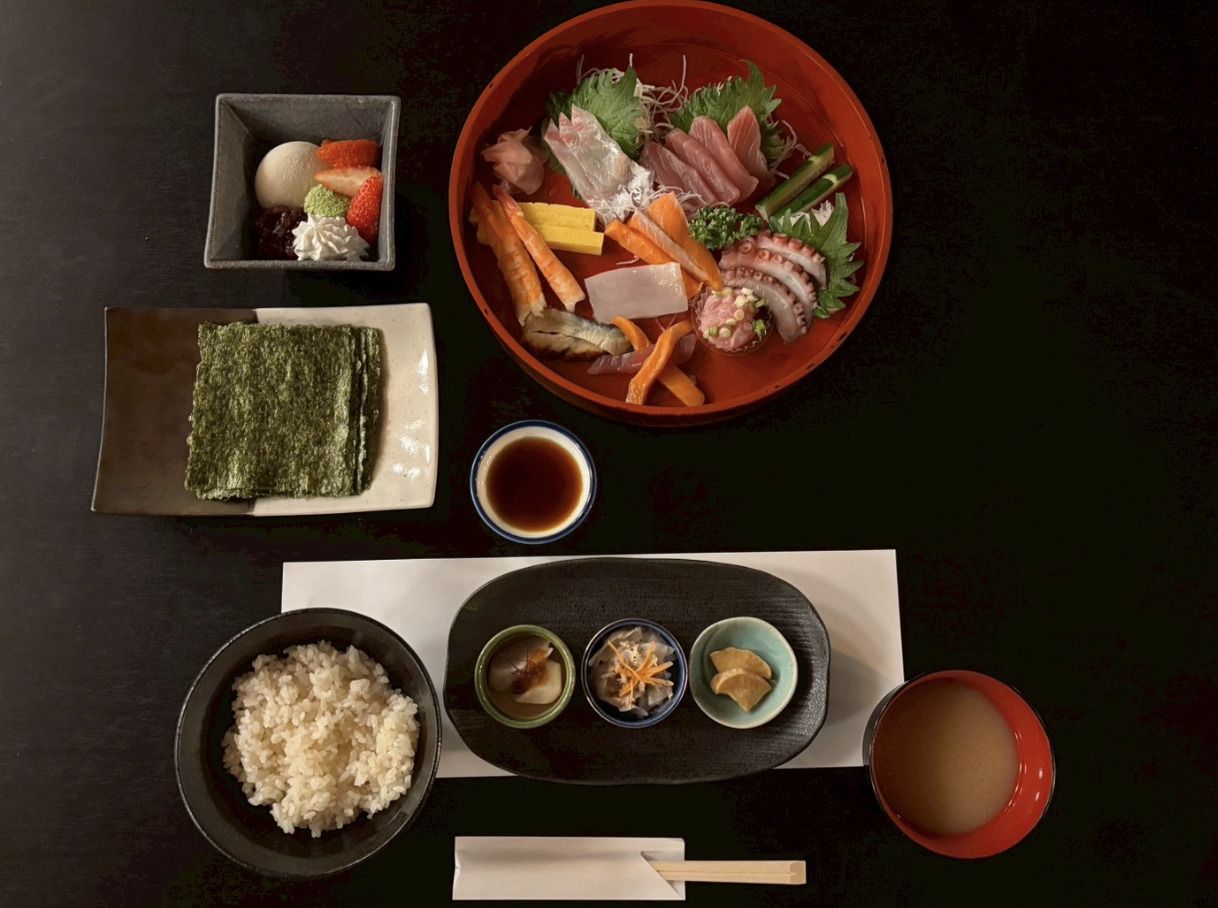 Hand-rolled sushi course