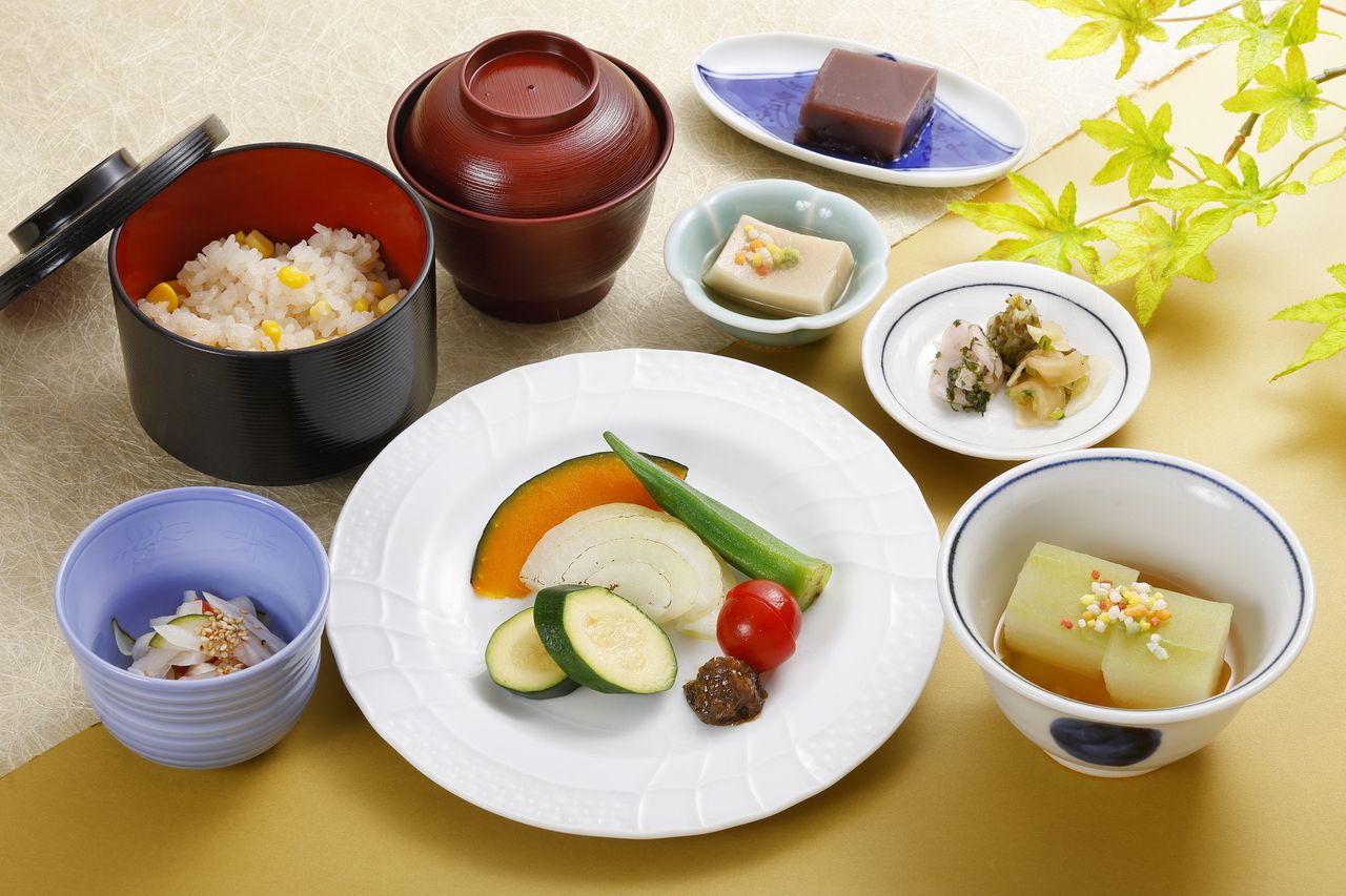 "One soup and three side dishes"