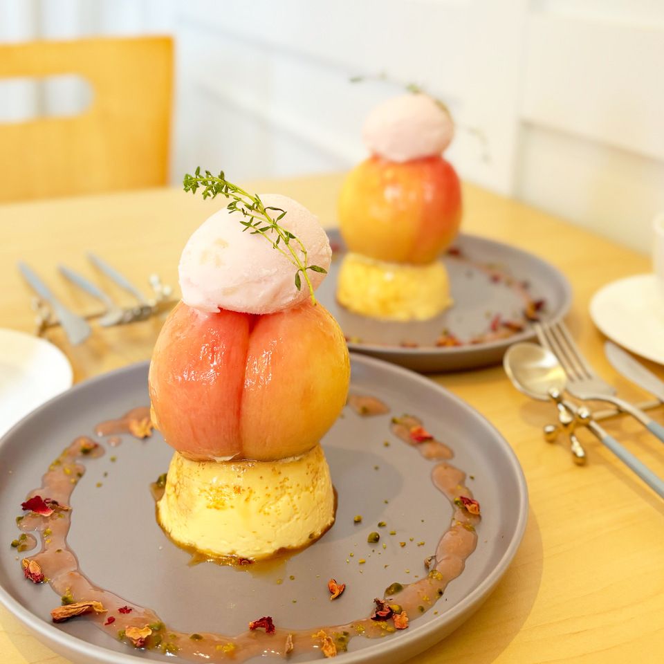まるごと桃プリン
