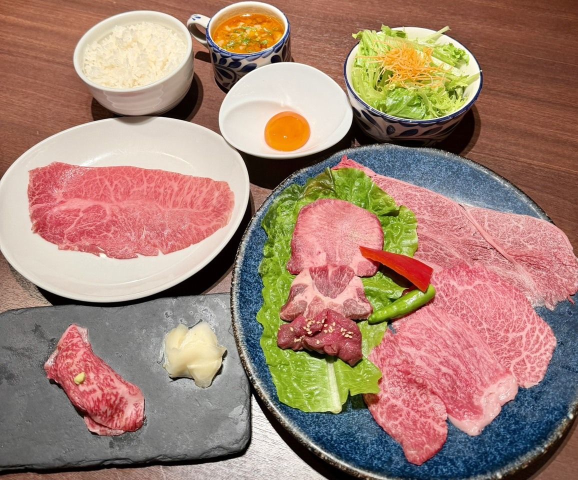 【アニバサリープレート付ランチ】黒毛和牛サーロイン握り＆厳選和牛焼肉など